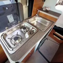 Küche VanTourer 600 L Automatik*Zustand sehr gut