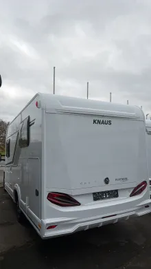 Schräg Hinten Knaus Sky TI 650 MEG Zustand sehr gut