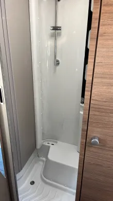 Toilette Knaus Tourer VAN 500 LT Autom*Assistensys*3,5t*