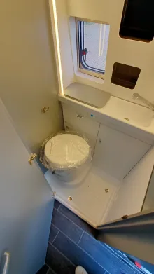 Toilette Weinsberg CaraTour 630 ME Zustand sehr gut