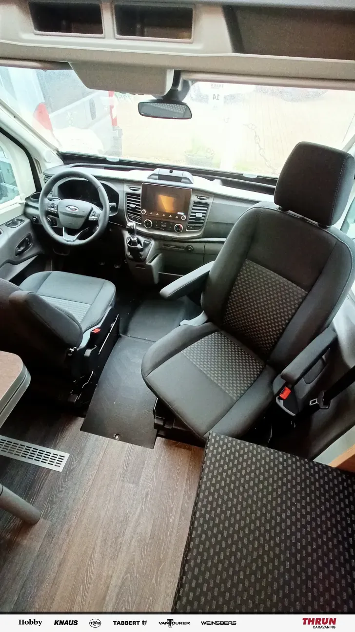 Fahrerhaus Weinsberg CaraSuite 700 ME vielePakete*TV*Lithium*