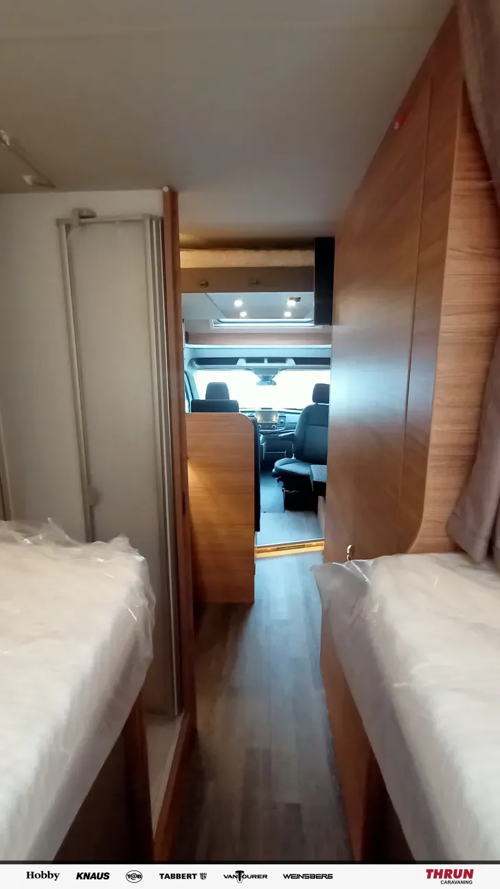 Sicht hinten-vorne Weinsberg CaraSuite 700 ME vielePakete*TV*Lithium*
