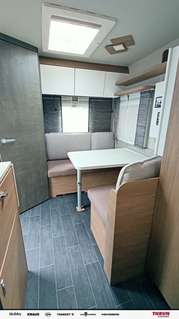 Sicht vorne-hinten Tabbert Senara 400 QD 2,3 *2024*1500kg*Pakete*