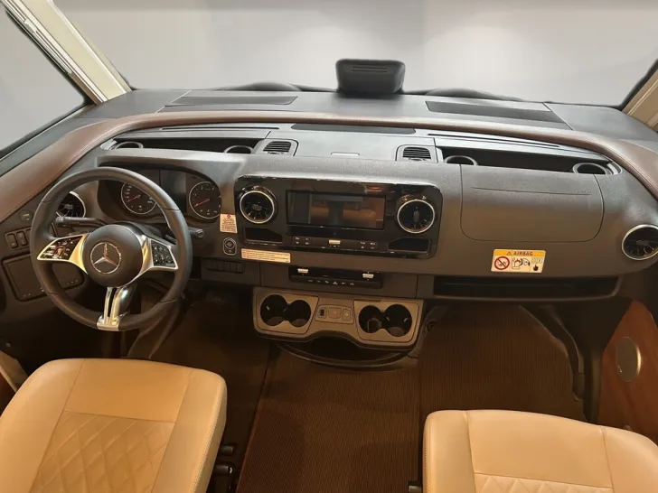 Fahrzeugbild Carthago chic e-line I 61 XL LE #10