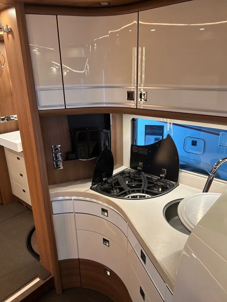 Fahrzeugbild Carthago chic e-line I 61 XL LE #13