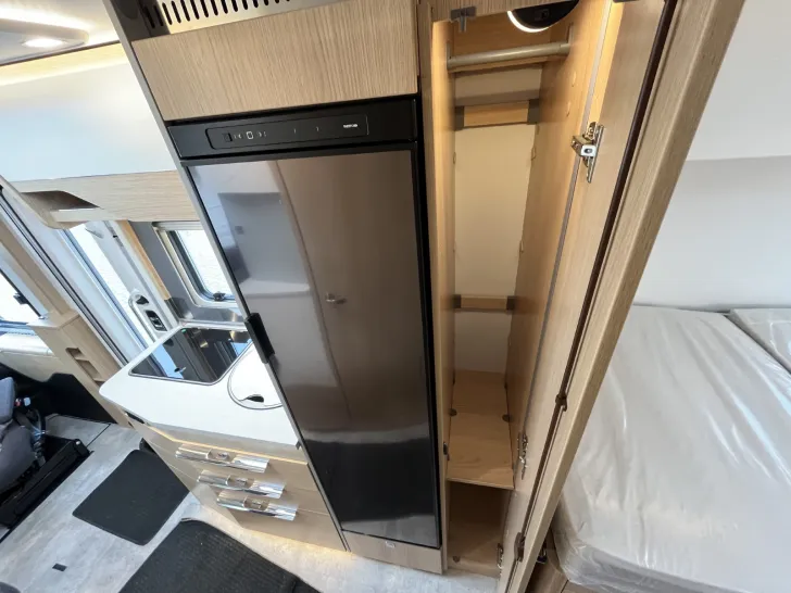 Fahrzeugbild Hymer B-MC I 580 BlackLine *Premium*Autarkie*Solar* #12