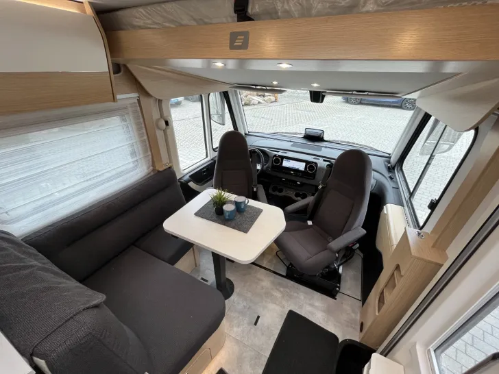 Fahrzeugbild Hymer B-MC I 580 BlackLine *Premium*Autarkie*Solar* #22