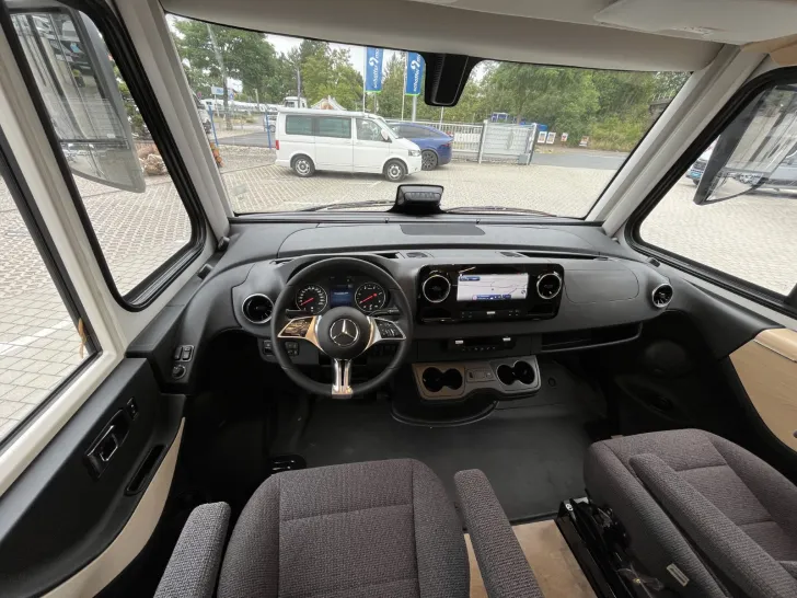 Fahrzeugbild Hymer B-MC I 580 BlackLine *Premium*Autarkie*Solar* #25