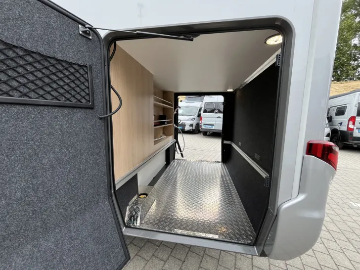 Fahrzeugbild Hymer B-MC I 580 BlackLine *Premium*Autarkie*Solar* #29