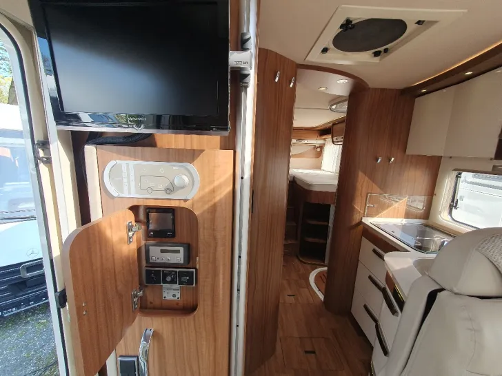 Fahrzeugbild Hymer B-Klasse 678 PremiumLine -ALDE/HY4/Solar/TOP #11