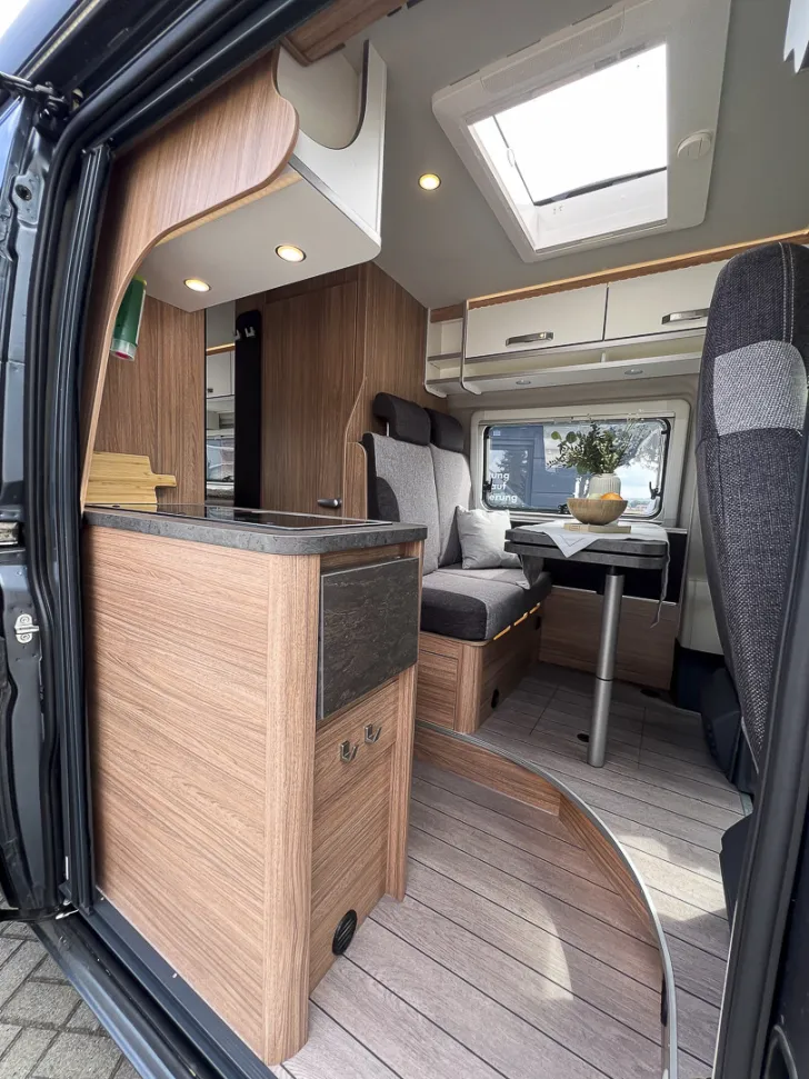 Fahrzeugbild Weinsberg CaraBus 630 ME *Dieselheizung*Anhängek.* #14