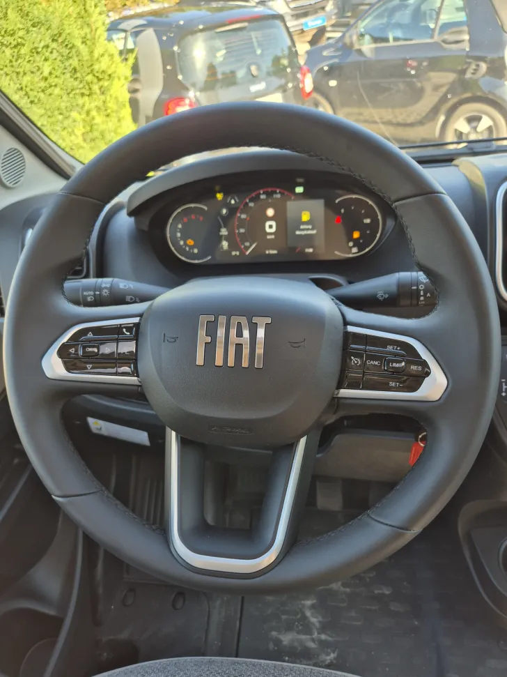 Fahrzeugbild Carado T447 pro+ *LED*Hubbett*180PS* #9