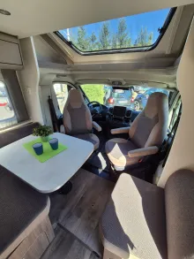 Fahrzeugbild Carado T447 pro+ *LED*Hubbett*180PS* #12