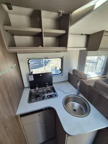 Fahrzeugbild Carado T447 pro+ *LED*Hubbett*180PS* #17