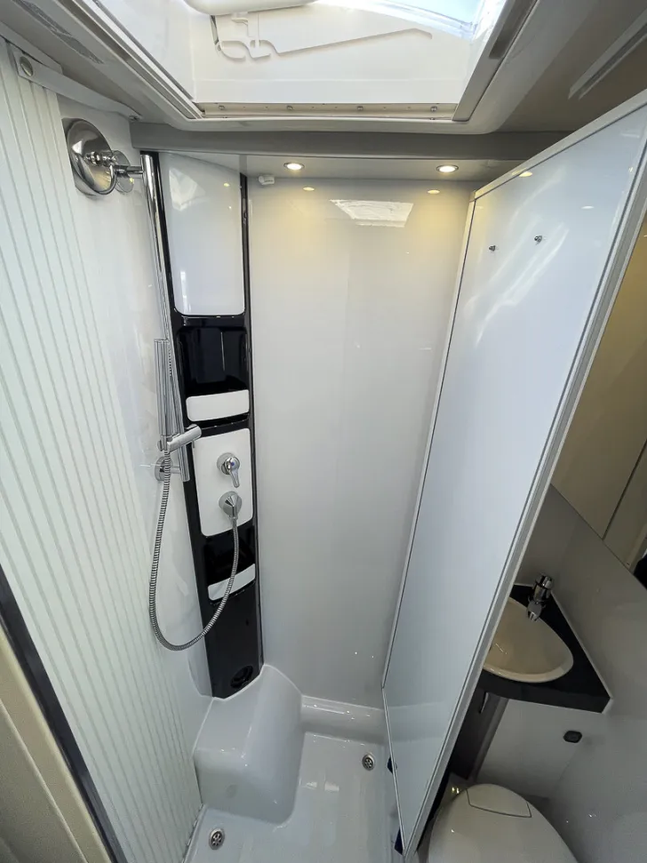 Fahrzeugbild Hobby Optima V65 GE ONTOUR Edition #28