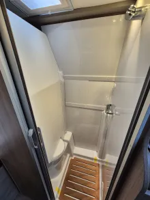 Fahrzeugbild Carado CV600 PRO+*Automatik*Schwenkbad* #23