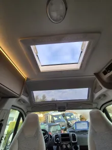 Fahrzeugbild Carado CV600 PRO+*Automatik*Schwenkbad* #31