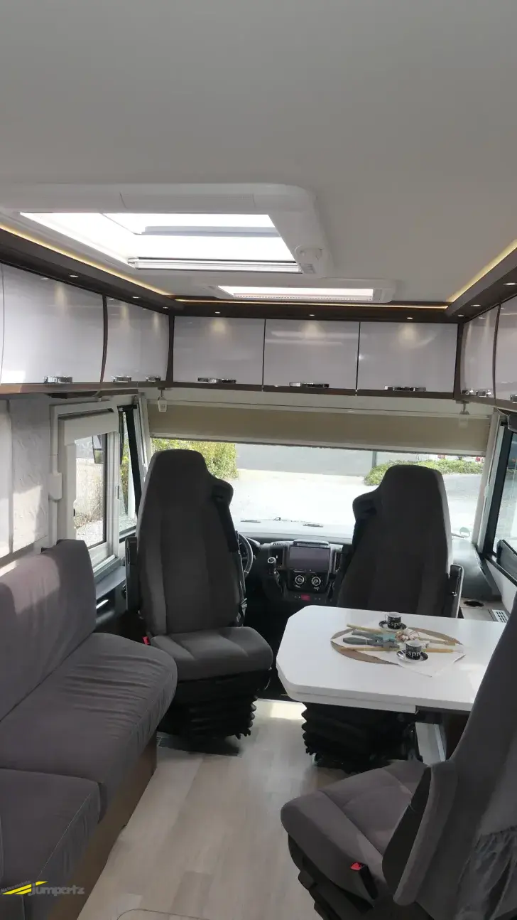 Fahrzeugbild Frankia F-Line I 890 GD Top gepfelgt #8