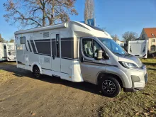 Fahrzeugbild Carado T447 pro+ *Hubbett*Bettumb.*Vorber.-Solar/RFK* #4