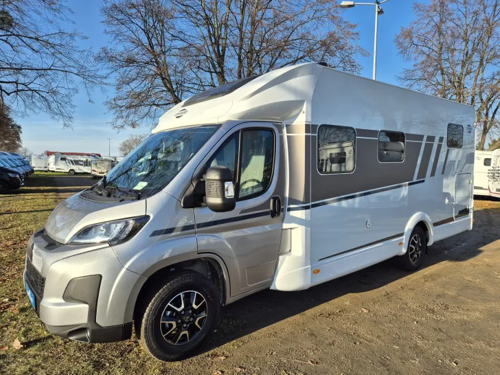 Fahrzeugbild Carado T447 pro+ *Hubbett*Bettumb.*Vorber.-Solar/RFK* #5