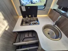 Fahrzeugbild Carado T447 pro+ *Hubbett*Bettumb.*Vorber.-Solar/RFK* #28