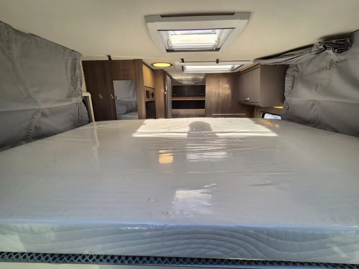 Fahrzeugbild Carado T447 pro+ *Hubbett*Bettumb.*Vorber.-Solar/RFK* #43