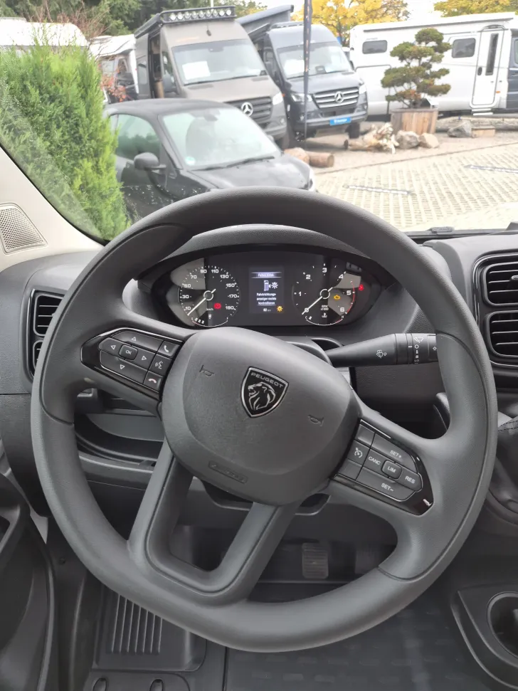 Fahrzeugbild Carado CV540 *Entry-Van*Mediacenter*RFK* #9