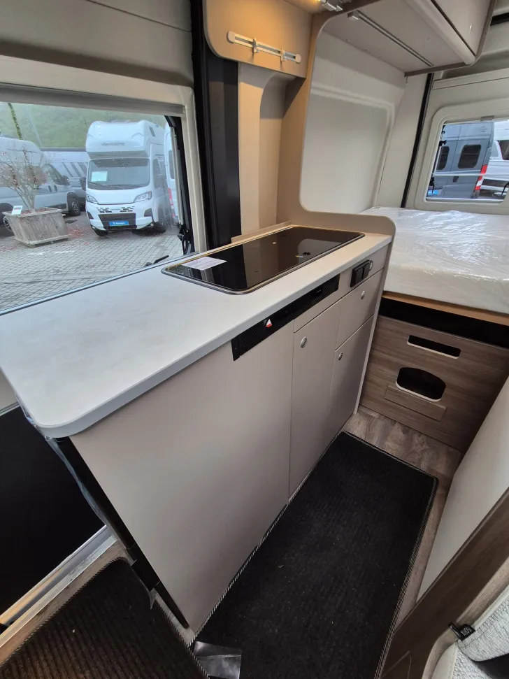 Fahrzeugbild Carado CV540 *Entry-Van*Mediacenter*RFK* #16