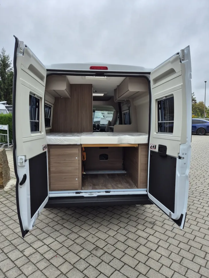 Fahrzeugbild Carado CV540 *Entry-Van*Mediacenter*RFK* #33