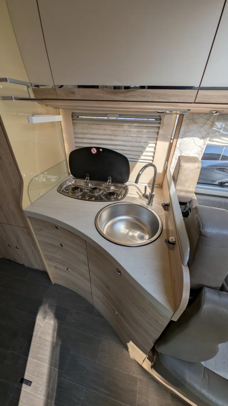 Fahrzeugbild Eura Mobil Integra Line 675 SB*Hubstützenanlage*SAT*SOLAR #23