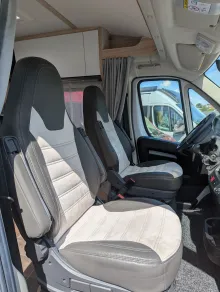 Fahrzeugbild Sunlight V 66 Adventure Edition 165 PS / Schalter, G9100 #8