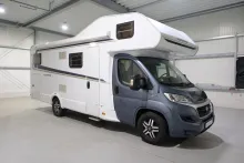 Fahrzeugbild Weinsberg Cara Home 700 DG/Festbett/Garage/Tempomat #2
