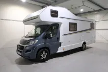 Fahrzeugbild Weinsberg Cara Home 700 DG/Festbett/Garage/Tempomat #3