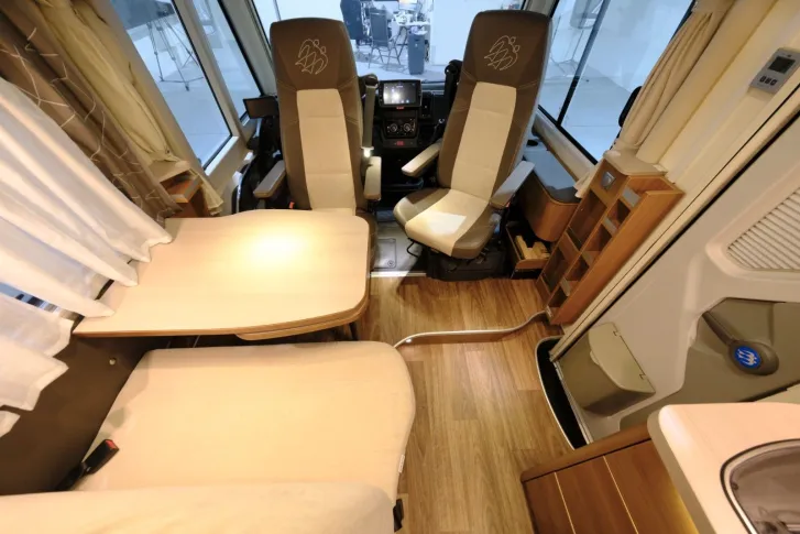 Fahrzeugbild Knaus VAN I 650 MEG/1.Hand/Einzelbetten+Hubbett #8