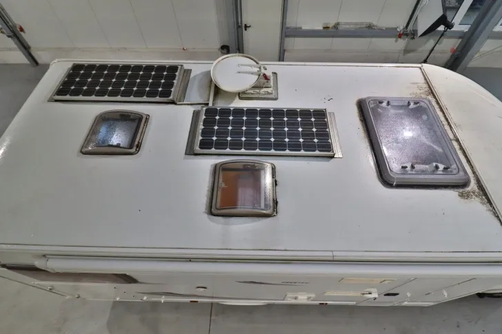 Fahrzeugbild FreeTec 708 TI/Automatik/Einzelbetten/Solar/Klim #6