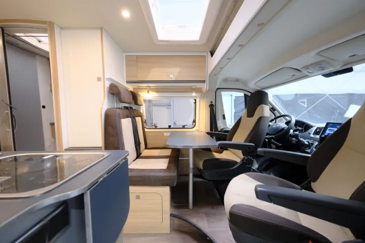 Fahrzeugbild Sunlight Cliff 600/Markise/Festbett/Klima/TOP-ANGEBOT #9