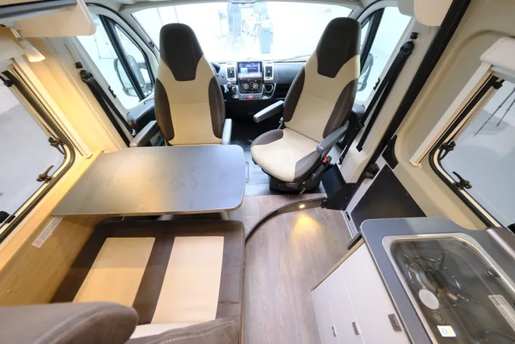 Fahrzeugbild Sunlight Cliff 600/Markise/Festbett/Klima/TOP-ANGEBOT #10