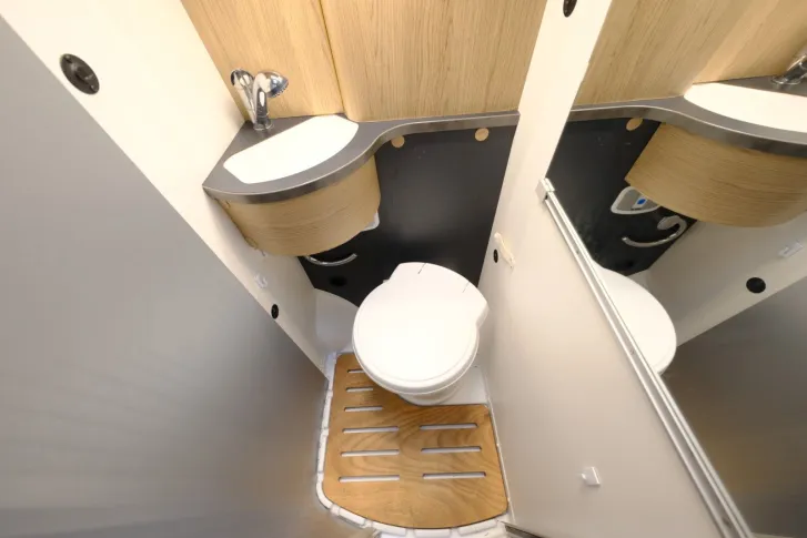 Fahrzeugbild Sunlight Cliff 600/Markise/Festbett/Klima/TOP-ANGEBOT #16