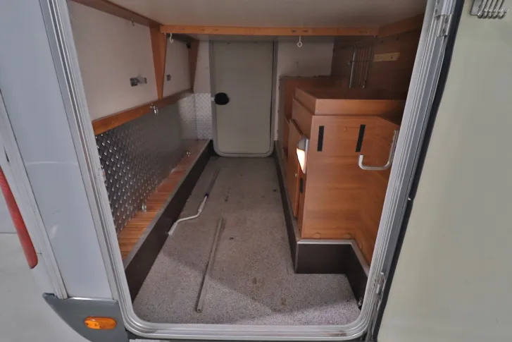 Fahrzeugbild Knaus SKY Wave 650 MG/Festbett+Hubbett/Garage/Klima #6