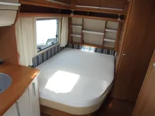 Fahrzeugbild Fendt Bianco 445 TFB Nr. 97 - franz. Bett, RSG #14