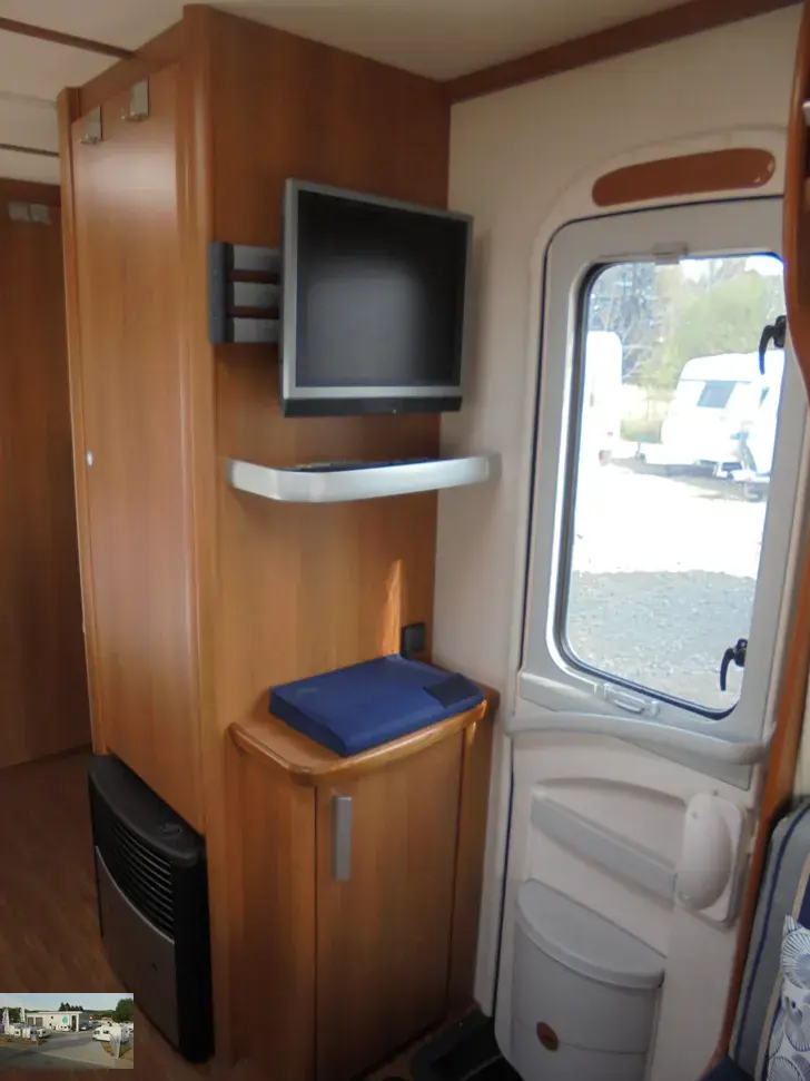Fahrzeugbild Fendt Bianco 445 TFB Nr. 97 - franz. Bett, RSG #20
