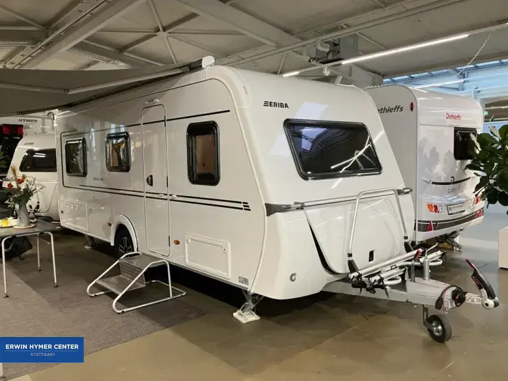 Fahrzeugbild Hymer Eriba Nova 495 #1