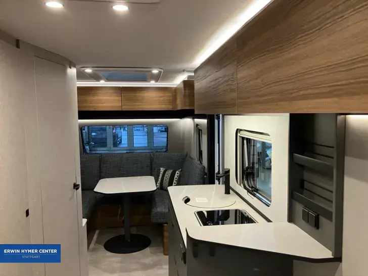 Fahrzeugbild Hymer Eriba Nova 495 #10