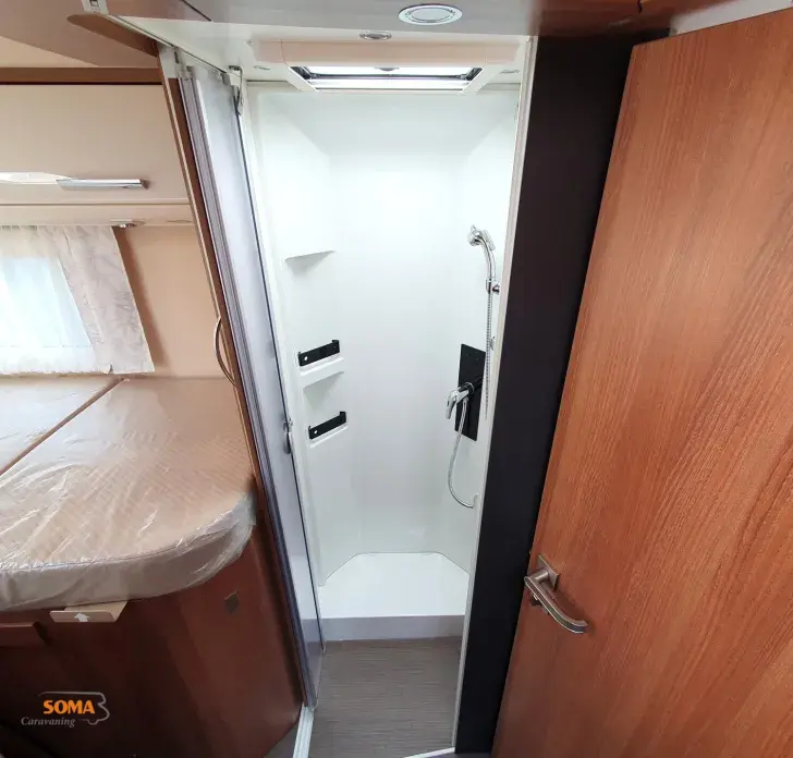Fahrzeugbild Carthago C2-tourer I 147 RB LE L comfort Mercedes #16