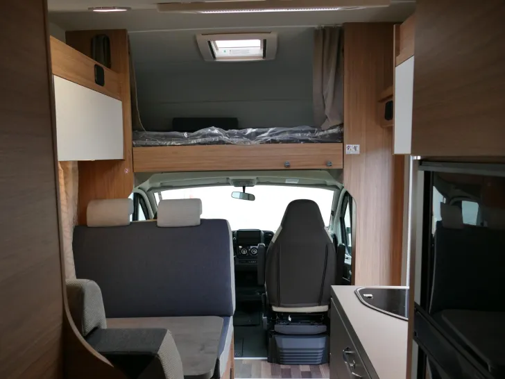 Fahrzeugbild Weinsberg CaraHome 600 DKG aus Vermietflotte #11