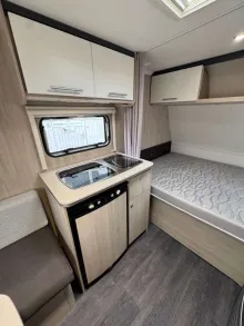 Grundriss Nacht Sterckeman Easy 340CP Sehr Gut gepflegt