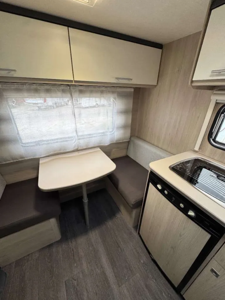 Fahrzeugbild Sterckeman Easy 340CP Sehr Gut gepflegt #6