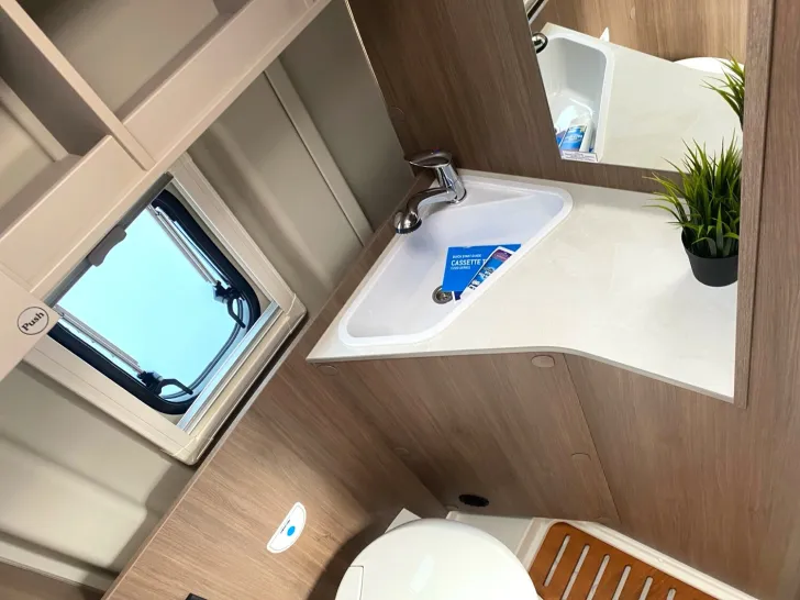 Fahrzeugbild Carado CV 600 !!! Top‑Preis Garantie !!! #15