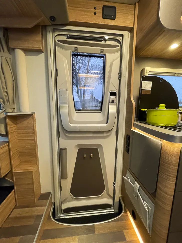 Fahrzeugbild Weinsberg CaraCore 650 MEG*Navi*RFK*TV*LTE #23