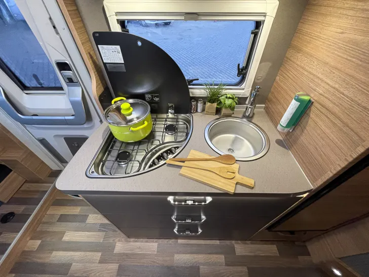 Fahrzeugbild Weinsberg CaraCore 650 MEG*Navi*RFK*TV*LTE #27